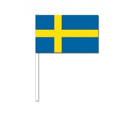 100x Zweedse zwaaivlaggetjes 12 x 24 cm