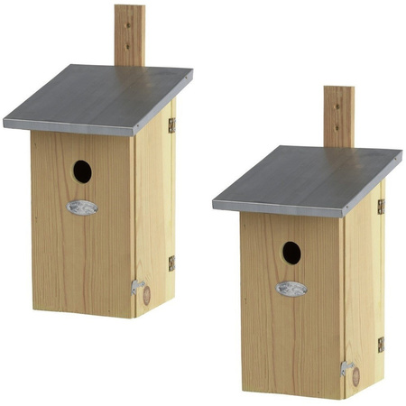 2x Wooden nesting bird houses 39 cm with viewing hatch