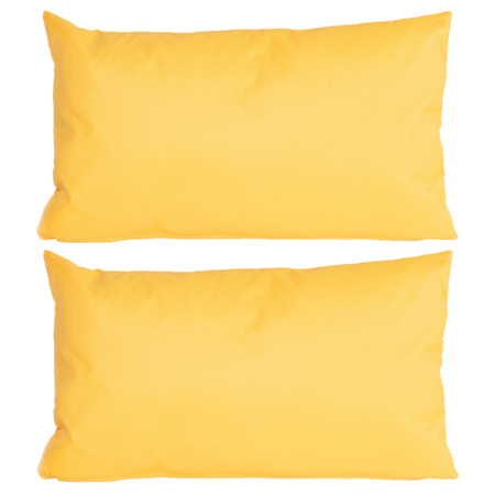2x stuks bank/sier kussens voor binnen en buiten in de kleur geel 30 x 50 cm Tuinkussens voor buiten