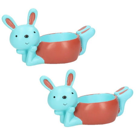 2x stuks eierdopjes liggende konijn/haas blauw/rood 10 x 6 cm