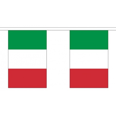 3x Buiten vlaggenlijnen Italie 3 m