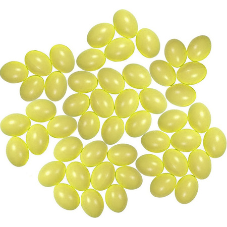 50x Light yellow plastic eggs decoration 6 cm hobby