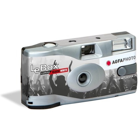 8x Wegwerp cameras met flitser voor 36 zwart/wit fotos 