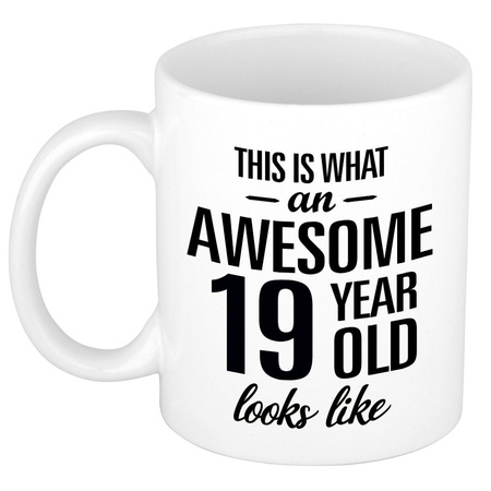 Awesome 19 year mug 300 ml