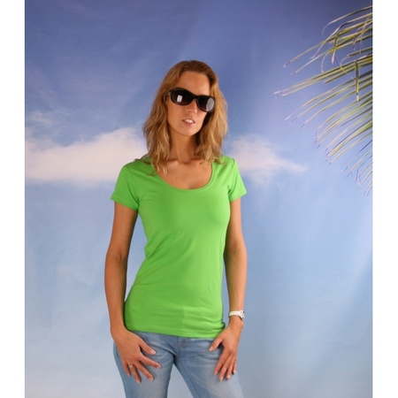 Lime crewneck t-shirt for her
