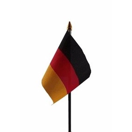 Duitsland mini vlaggetje op stok 10 x 15 cm