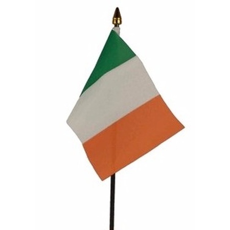Ierland mini vlaggetje op stok 10 x 15 cm