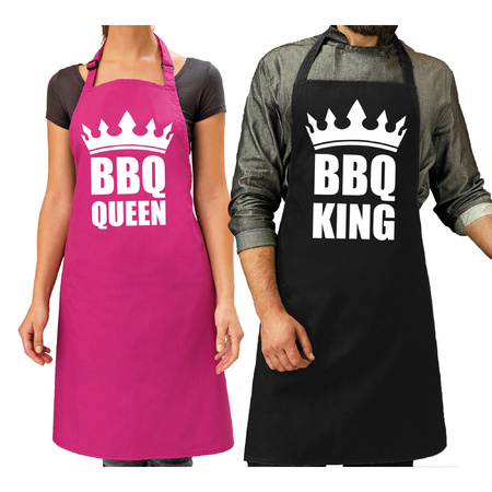 Koppel cadeau set: 1x BBQ King schort zwart heren + 1x BBQ Queen roze dames