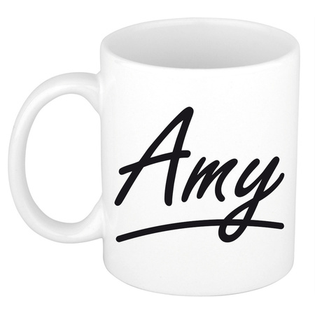 Naam cadeau mok / beker Amy met sierlijke letters 300 ml