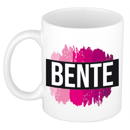 Name mug Bente  with pink paint marks  300 ml