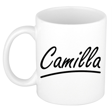 Naam cadeau mok / beker Camilla met sierlijke letters 300 ml