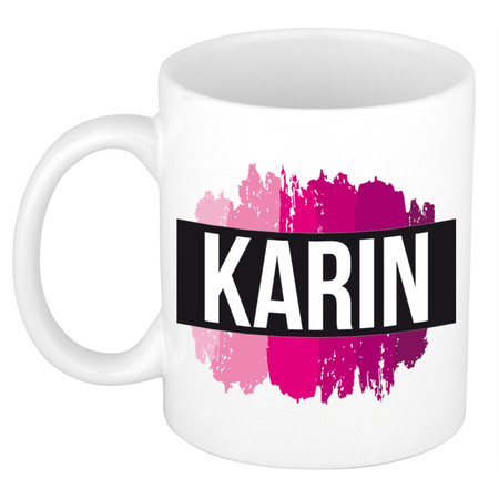 Naam cadeau mok / beker Karin  met roze verfstrepen 300 ml