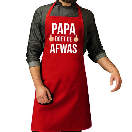 Papa doet de afwas present apron red for men