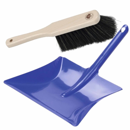 Dustpan and blue tin made of metal for indoor use