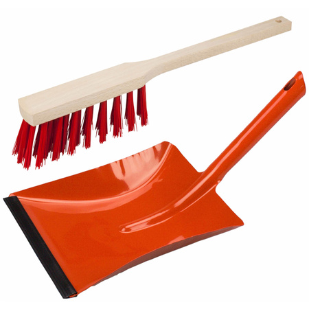 Dustpan and red metal tin for outside use