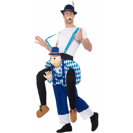 Costume man on Bayerische Octoberfest man