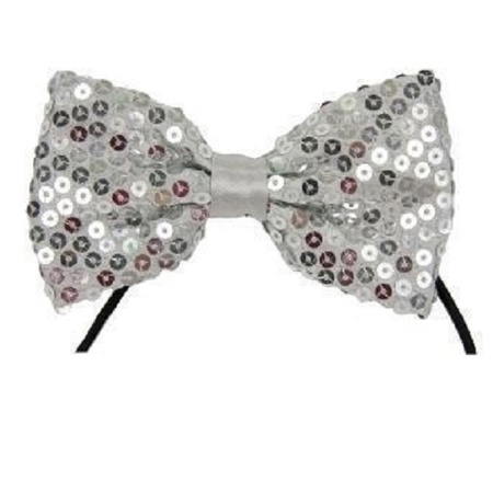Party carnaval hat and bowtie in silver glitters