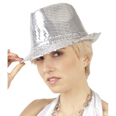 Silver hat with sequins